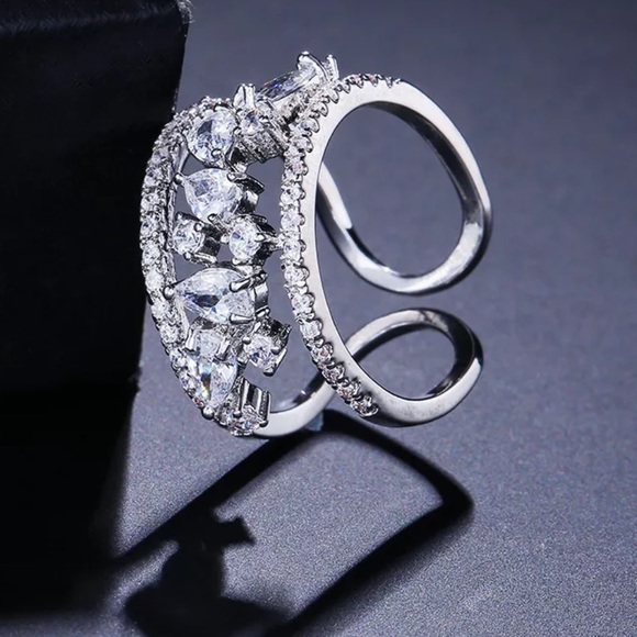 LYRA ♡ AAA Cubic Zirconia Ring GIFT - Picture 6 of 11